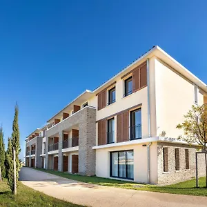 Ibis Styles Aix-en-provence Tgv Hotel